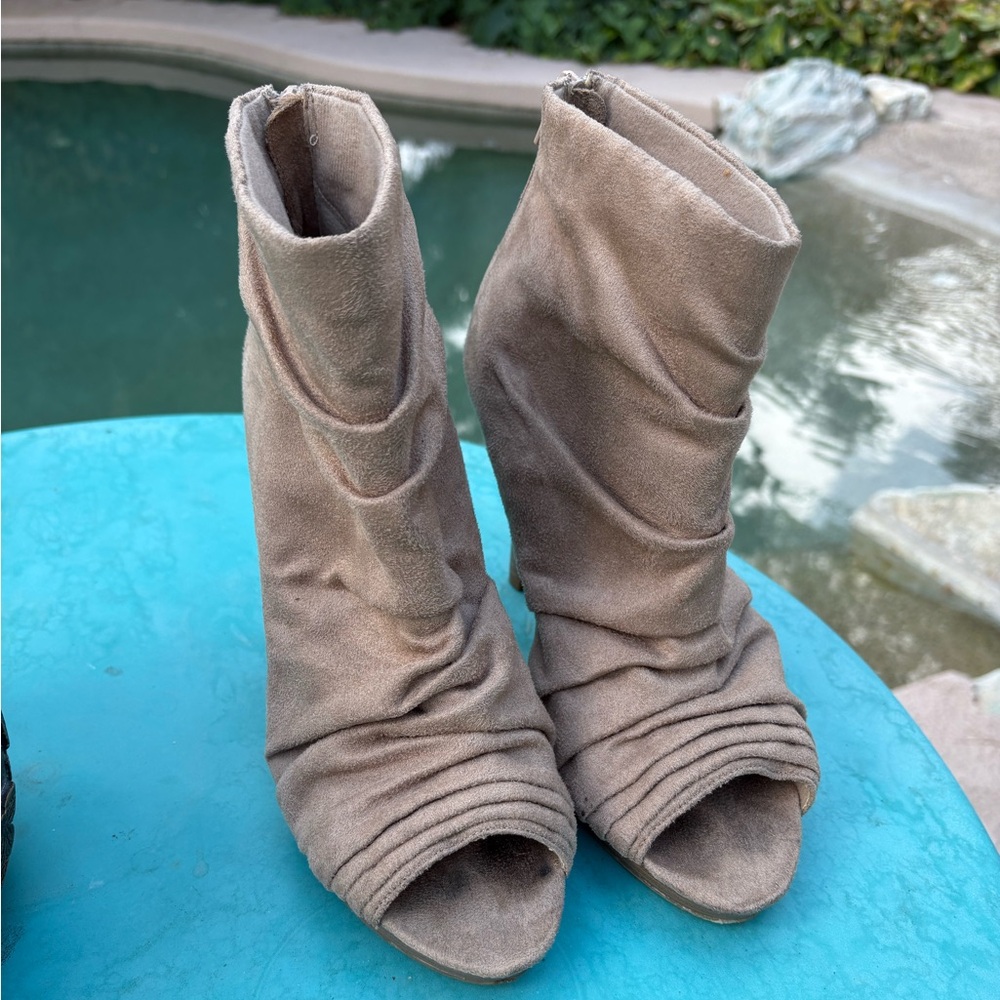 Fiona Camel Suede Ankle Boots